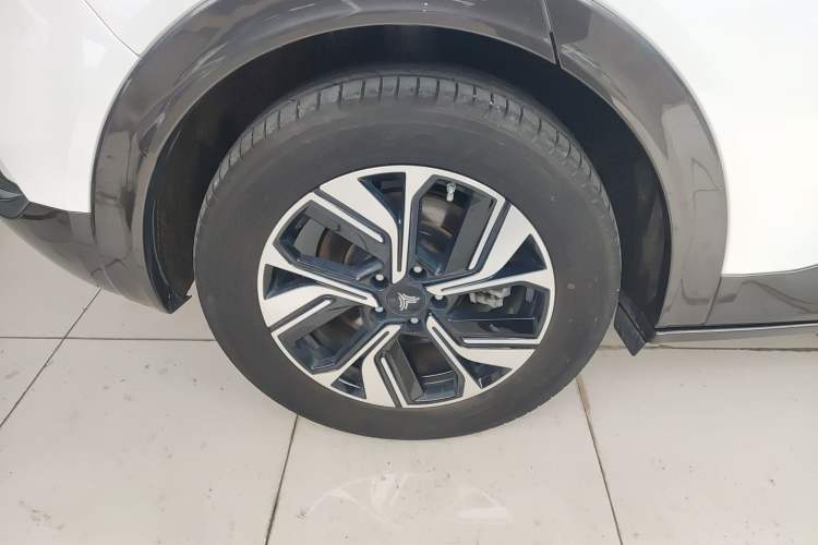 Used NETA U 2022 Zhi400 Pro Ternary Lithium