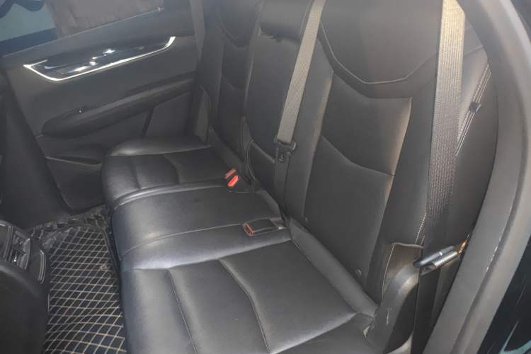 Used Cadillac XT5 2021 28T Luxury Model
