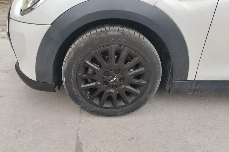 Used  MINI 2023 1.5T ONE
