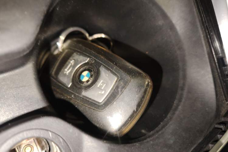 Used BMW 3 Series GT 2018 320i Sport Edition
