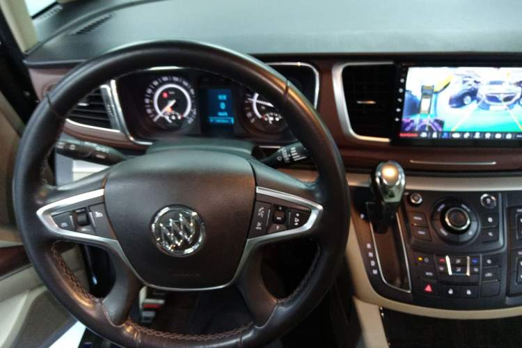 Used Buick GL8 2018 28T Luxury Model China VI Standard