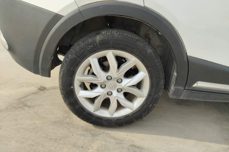 Used  Refine S3 2014 1.5L Manual Luxury Model
