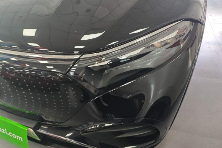 Used Mercedes-Benz EQS SUV 2023 450 4MATIC Pioneer Edition
