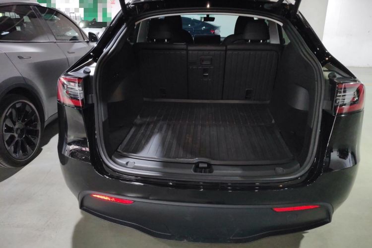 Used Tesla Model Y 2023 Rear-Wheel-Drive Version