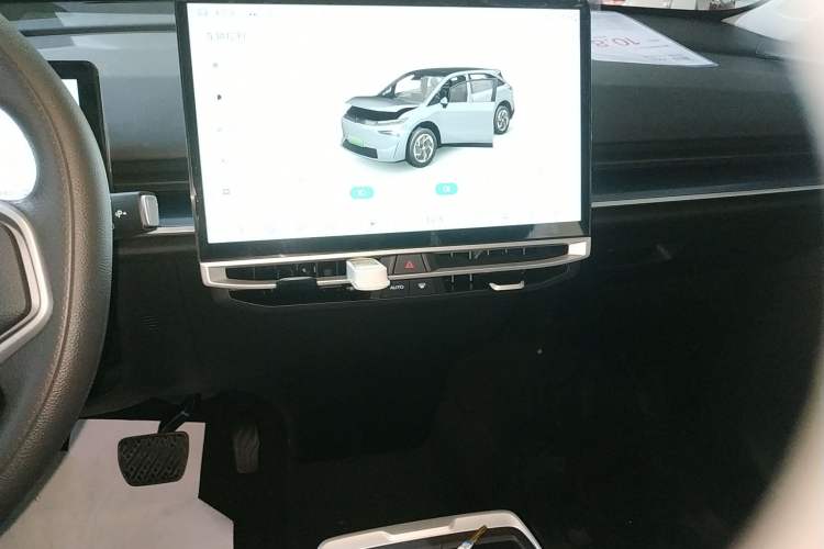 Used Venucia VX6 2024 520 Travel Edition
