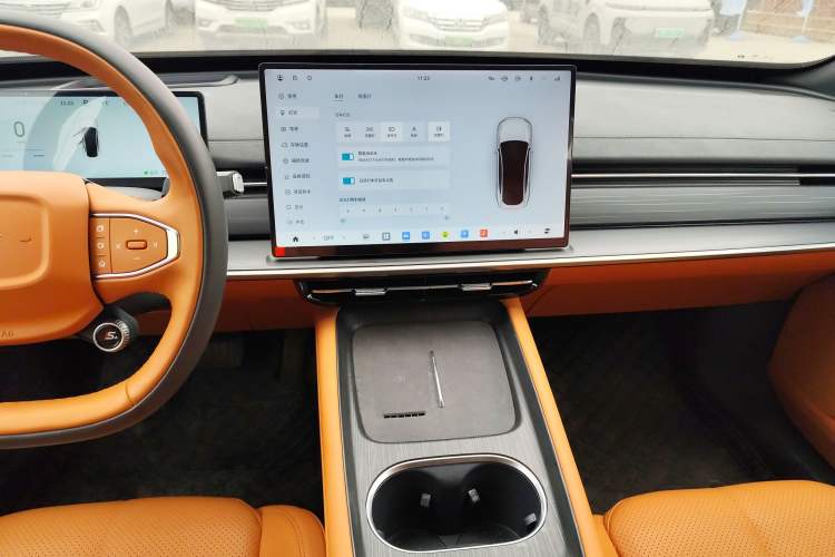 Used  eπ007 2025 Model Pure-Electric 565 All-Wheel-Drive Max Leading Edition