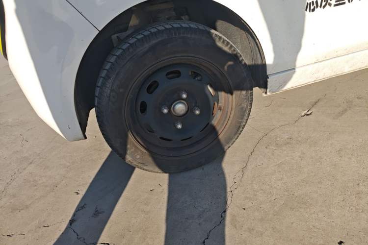 Used  D01 2023 Van Standard Version
