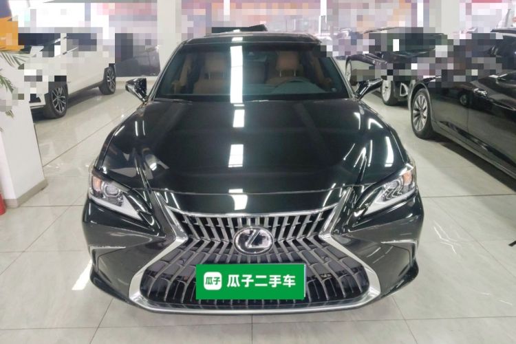 Used Lexus ES 2023 200 Excellence Edition