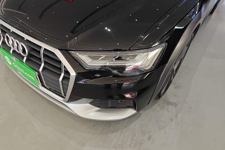 Used Audi A6 (Import) 2024 allroad quattro 55 TFSI Prestige Off-Road Model
