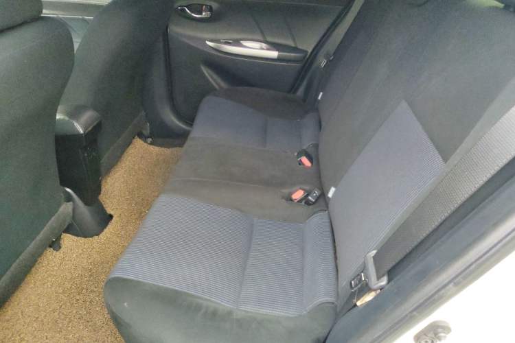 Used Toyota YARiS L 2015 1.5E Automatic Charm Edition
