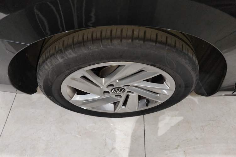 Used Volkswagen Lamando 2023 Lavida L 280TSI DSG Spicy Edition
