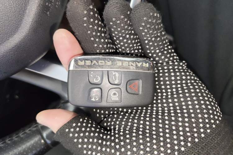 Used Land Rover Range Rover Velar 2018 P250 S
