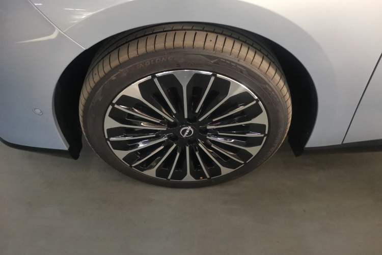 Used Nissan N7 2025 510 Max
