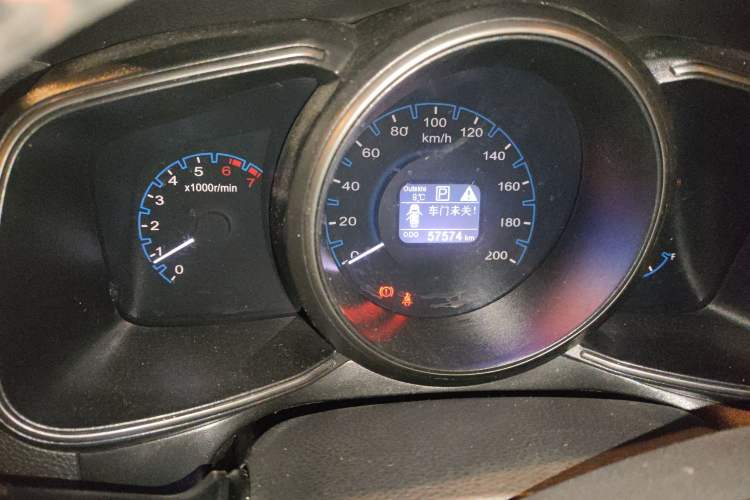 Used Oshan CX70 2017 Facelifted CX70T 1.5T Automatic Luxury Edition
