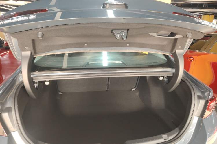 Used Mazda Mazda 3 Axela 2023 2.0L Automatic ZhiZhen Edition
