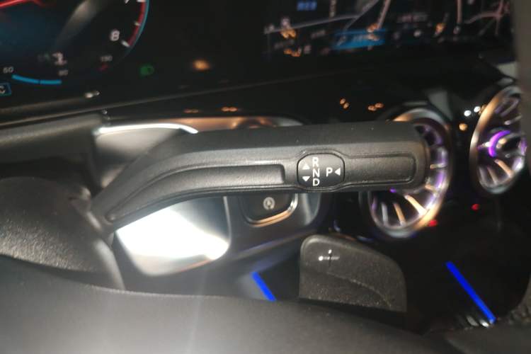 Used Mercedes-Benz GLB 2021 GLB 200 Fashion Model
