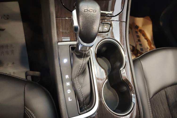 Used Buick Verano 2019 Sedan 20T Dual-Clutch Leading Model
