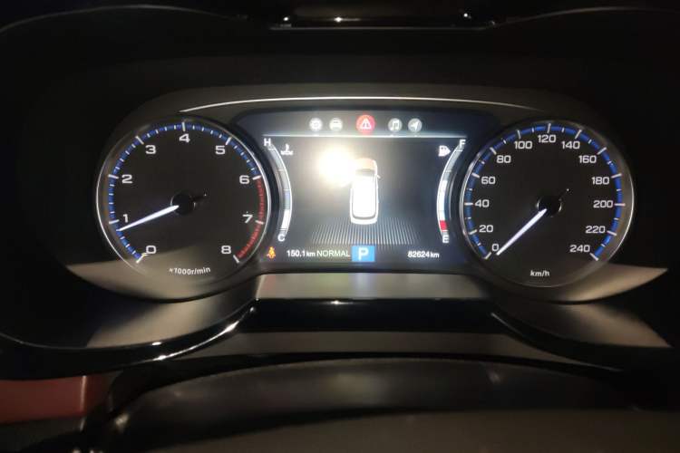 Used GAC Trumpchi GS8 2017 320T Two-Wheel Drive Luxury Smart Connectivity Version (7 Seats)