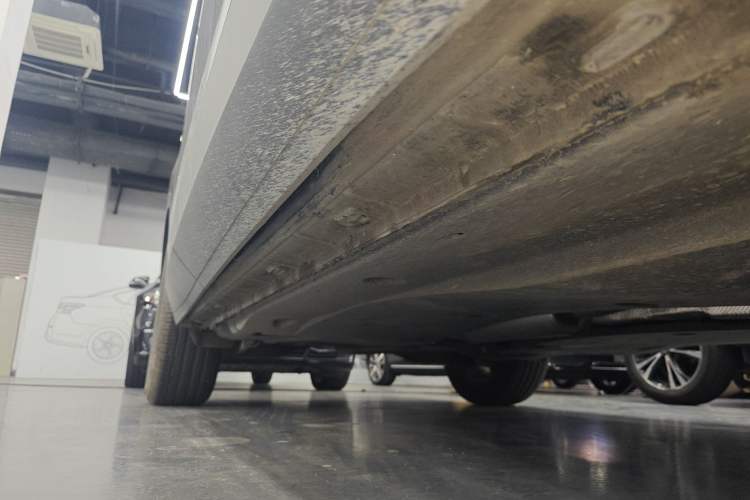 Used Volkswagen Tiguan L 2024 Outstanding Model 300TSI Automatic Two-Wheel Drive Longteng Edition