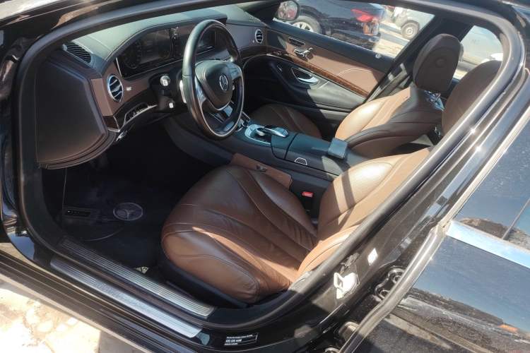 Used Mercedes-Benz S-Class 2016 S 320 L Business Model
