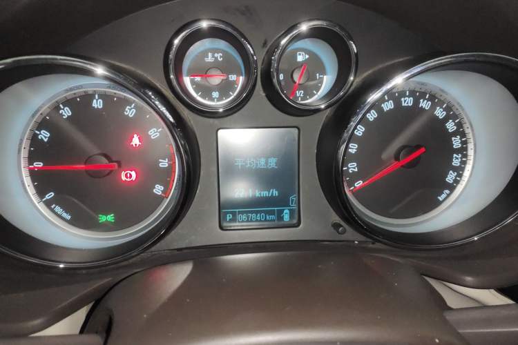 Used Buick Regal 2014 2.0L Leading Fashion Edition