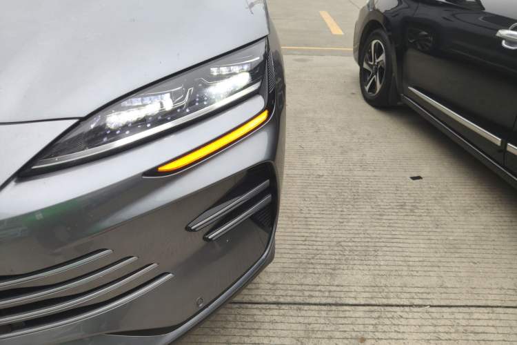 Used BYD Song PLUS New Energy 2025 DM-i 160KM Flagship Model
