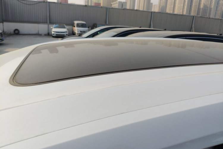 Used Volkswagen Viloran 2024 330TSI Luxury Edition
