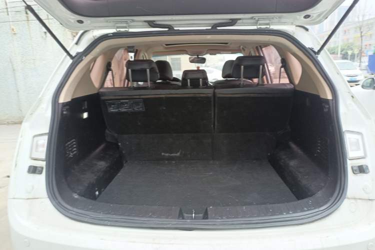 Used Baojun 560 2016 1.5T Manual Luxury Version