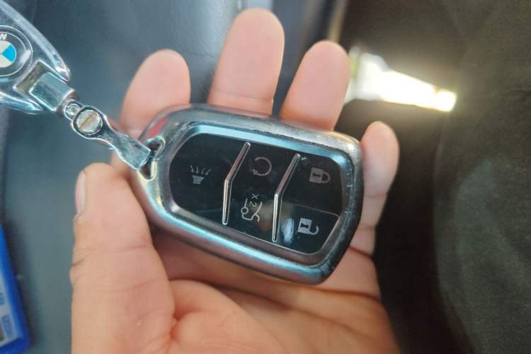 Used Cadillac XT6 2022 2.0T Six-Seater Four-Wheel Drive Luxury Version
