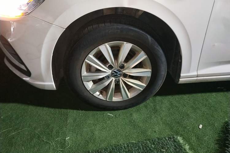 Used Volkswagen Lavida 2023 1.5L Automatic De Yi Edition
