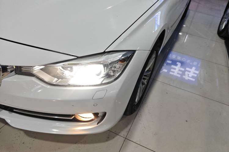 Used BMW 3 Series 2015 320Li Luxury Edition Fashion Model
