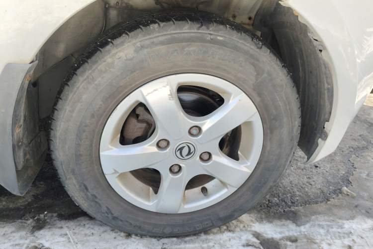 Used Dongfeng Fengon Fengon 2013 1.5L Manual Comfort Version DK15
