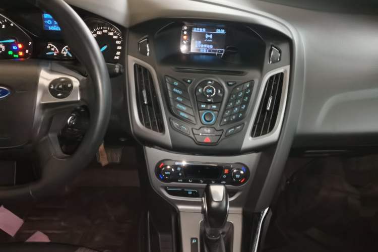 Used Ford Focus 2012 Hatchback 1.6L Automatic Fashion Edition