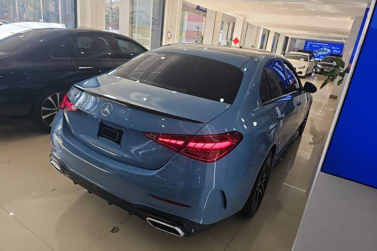 Used Mercedes-Benz C-Class 2023 Restyled C 260 L Night Edition Sports Version
