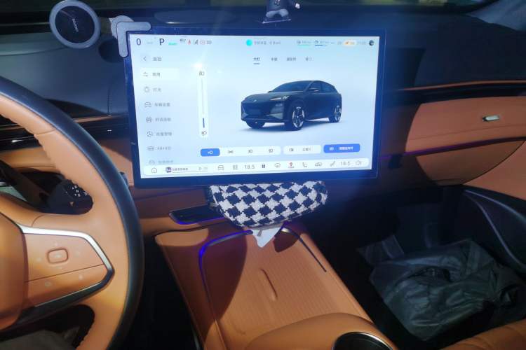 Used  S07 2023 200Max Range-Extended Version