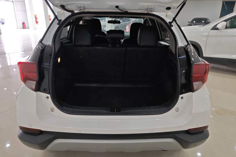 Used Toyota YARiS L 2021 X-Trail 1.5L CVT Luxury Edition
