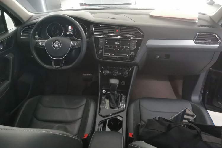 Used Volkswagen Tiguan L 2018 330TSI Automatic Two-Wheel Drive Luxury Edition
