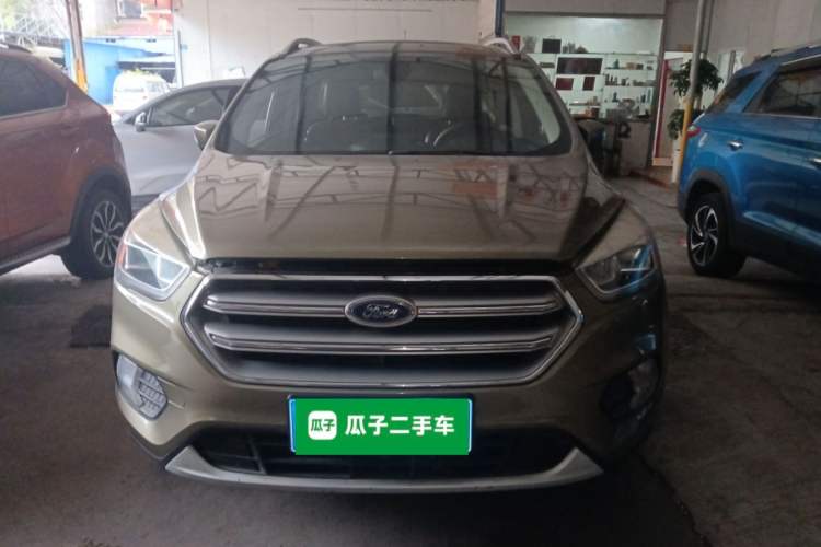 Used Ford Kuga 2017 EcoBoost 180 Two-Wheel-Drive Tiger Leap Model
