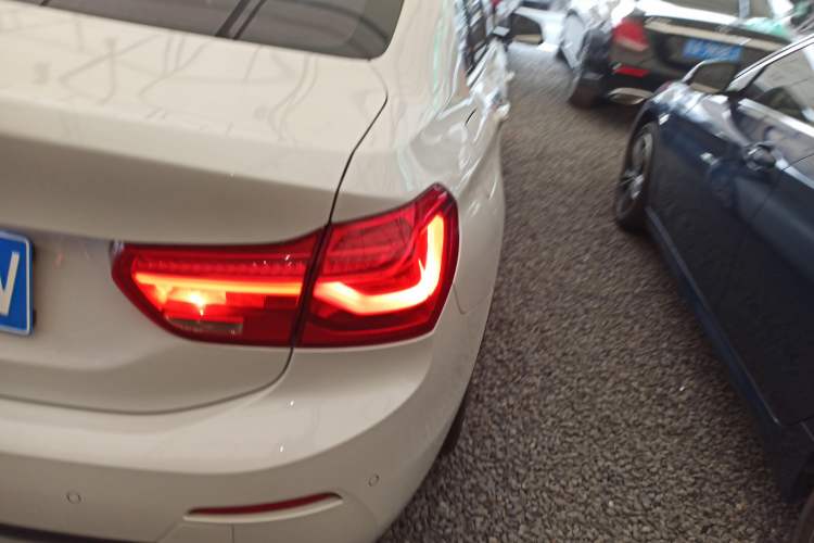 Used BMW 1 Series 2017 118i Design Package Model
