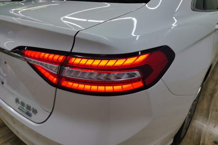 Used Ford Taurus 2019 EcoBoost 245 Premium Edition
