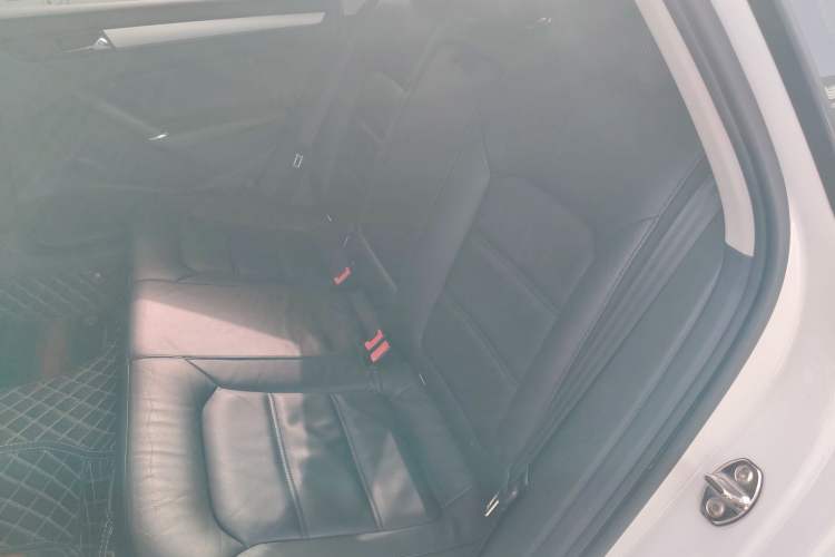 Used Volkswagen Passat 2015 1.8TSI DSG Prestige Edition
