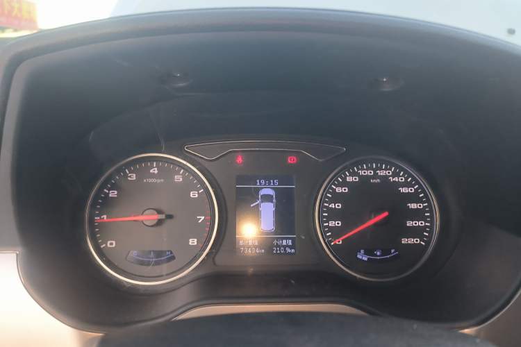 Used  M4 2016 2.0L manual Comfort trim level
