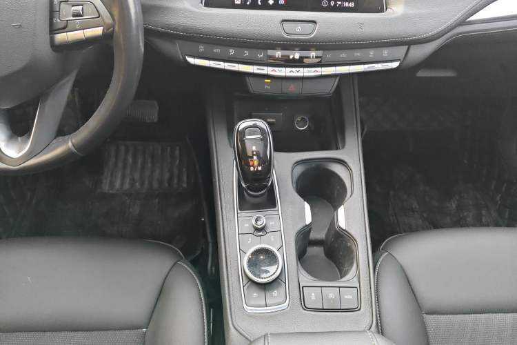 Used Cadillac XT4 2020 Revised Version 28T Two-Wheel Drive Tech Edition
