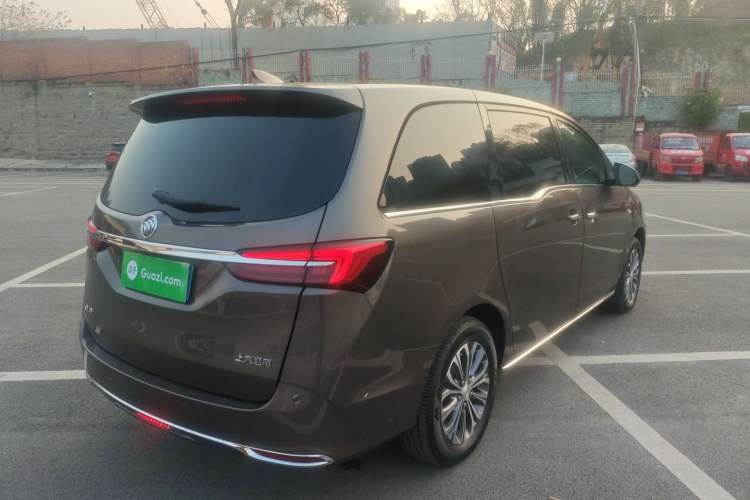 Used Buick GL8 2023 Land Business Class Smart Deluxe Model
