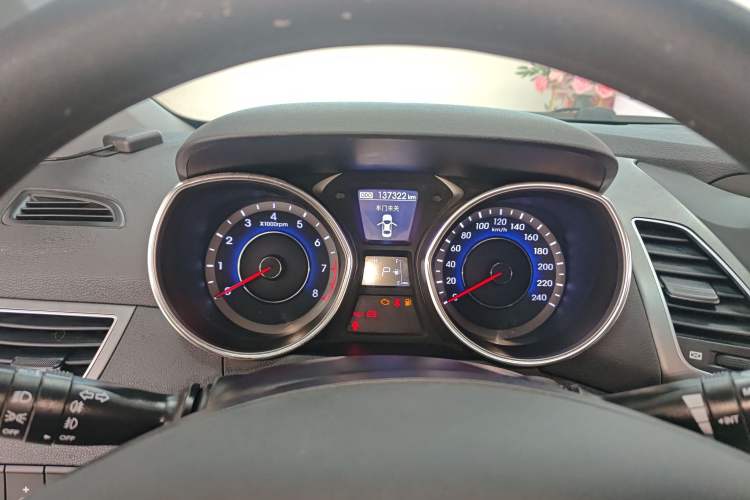 Used Hyundai Elantra 2015 1.6L Automatic Leading Model