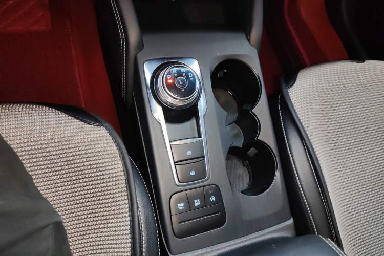 Used Ford Focus 2021 Hatchback EcoBoost 180 Automatic Titanium Edition
