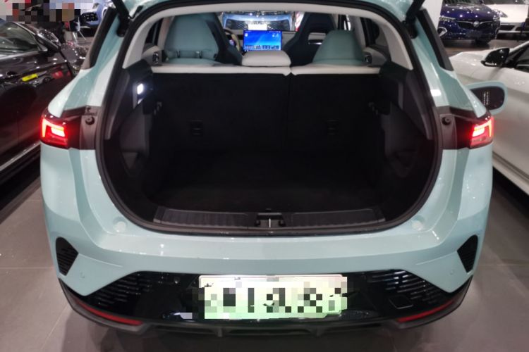 Used Lynk & Co 06 EM-P 2023 EM-P 126 Long-Range Halo
