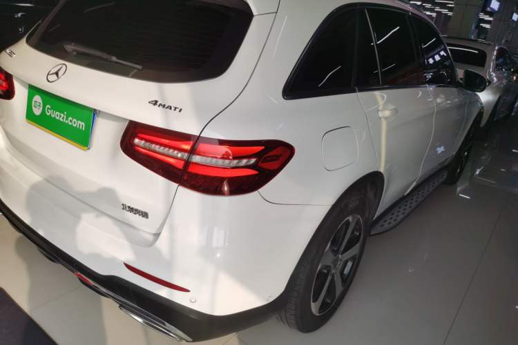 Used Mercedes-Benz GLC 2018 Facelift GLC 260 4MATIC Luxury Edition