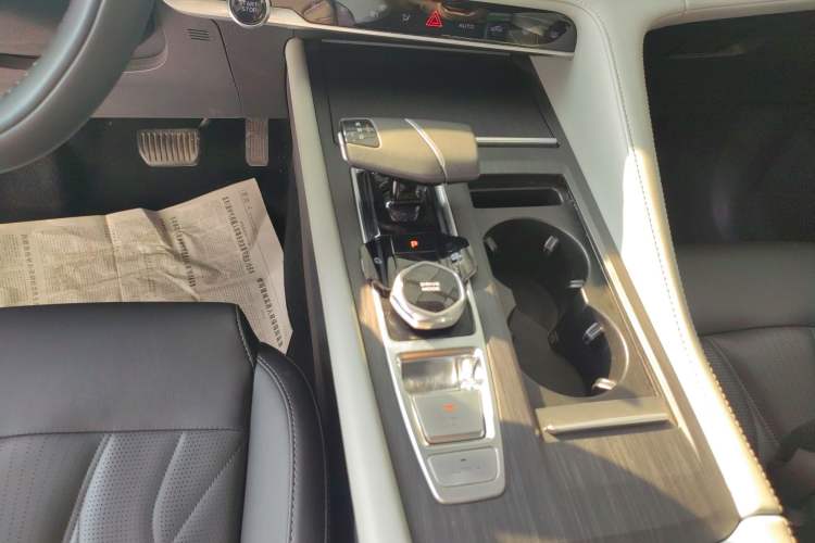 Used Changan CS75 PLUS 2024 3rd Generation Champion Edition 2.0T Intelligent Drive Performance Model