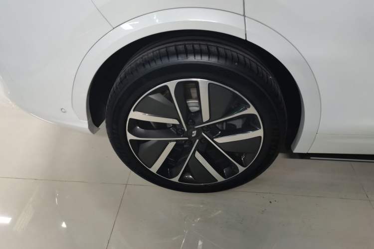 Used Li Auto L7 2023 Pro Model
